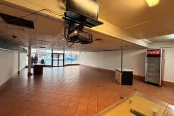 Prime Hospitality Space in - Newtown 