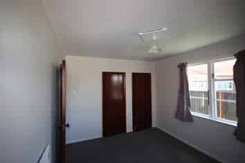 15 Plymouth Street, Roslyn