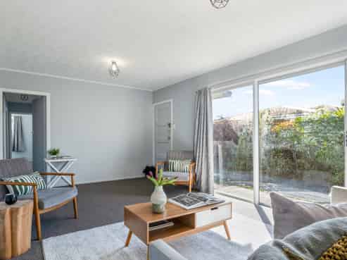 17 Mountbatten Grove, Clouston Park