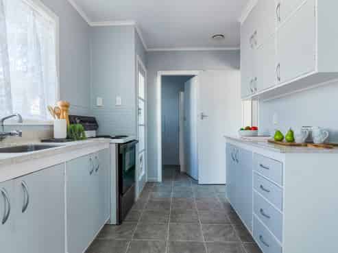 17 Mountbatten Grove, Clouston Park