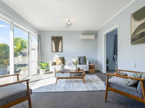 17 Mountbatten Grove, Clouston Park