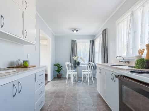 17 Mountbatten Grove, Clouston Park