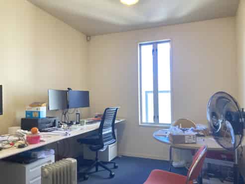 Industrial unit with exiting tenant