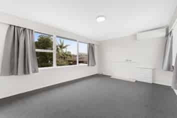 194 Don Buck Road, Massey
