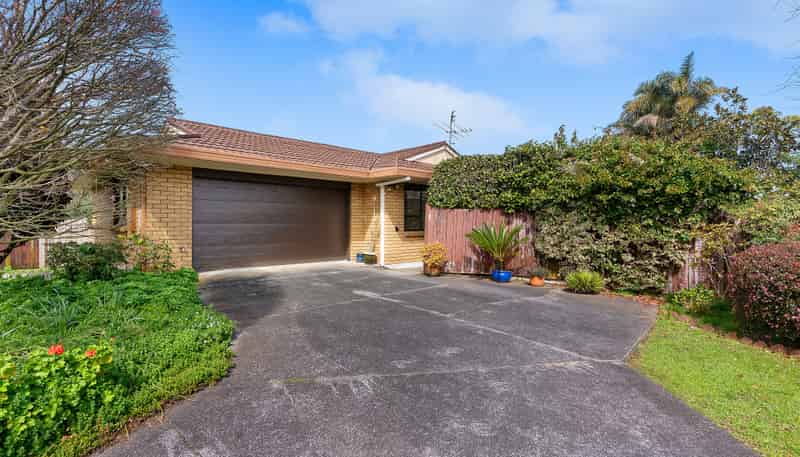 11B Majesty Place, Half Moon Bay