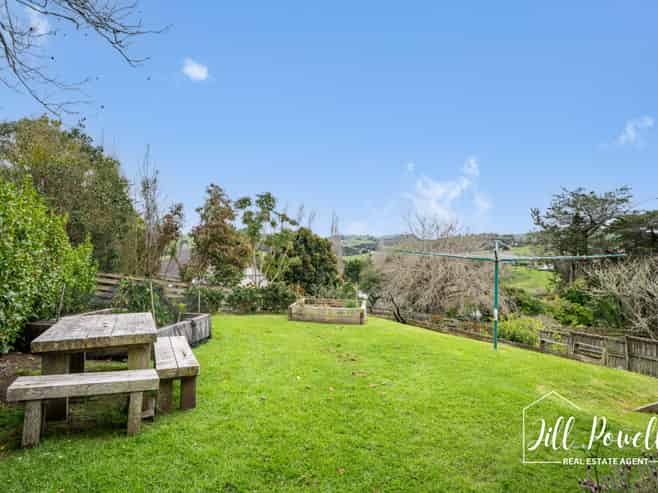 13 View Street, Maungaturoto