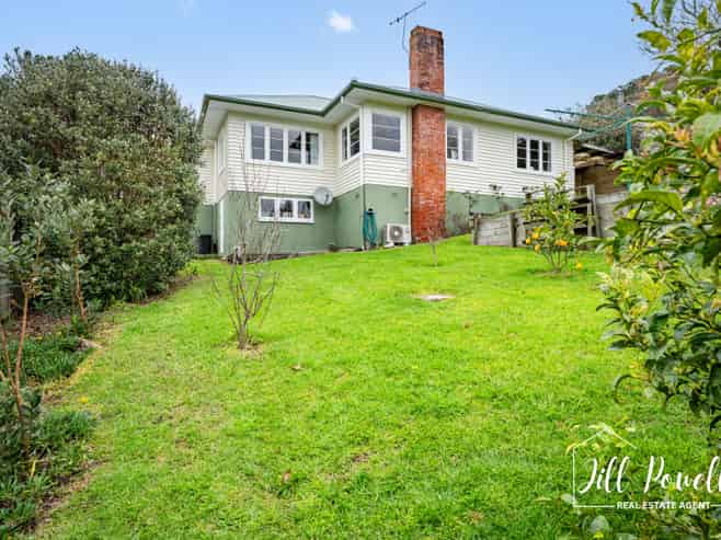 13 View Street, Maungaturoto
