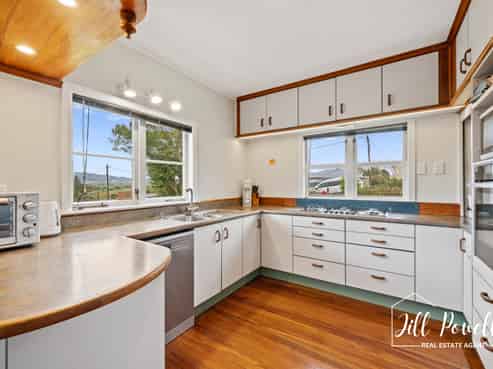 13 View Street, Maungaturoto