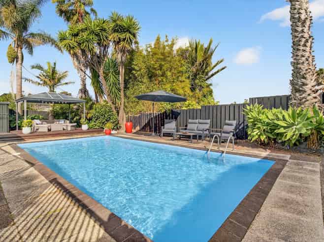 7 Tyrian Close, Half Moon Bay