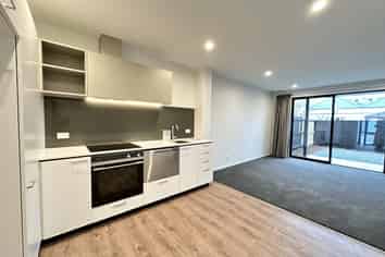 7/30 Frederick Street, Waltham