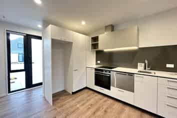 7/30 Frederick Street, Waltham
