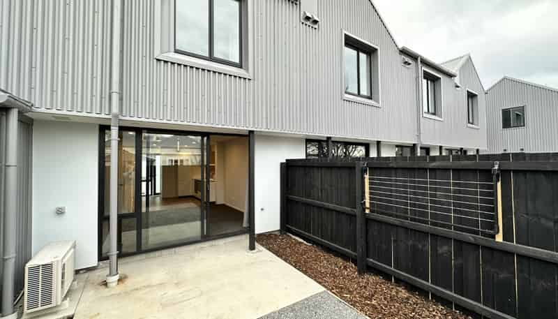 7/30 Frederick Street, Waltham