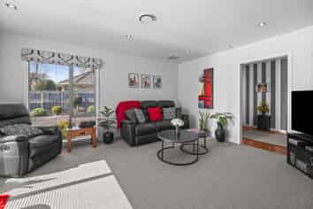 15 Coniston Drive, Allenton