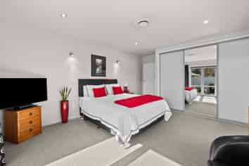 15 Coniston Drive, Allenton