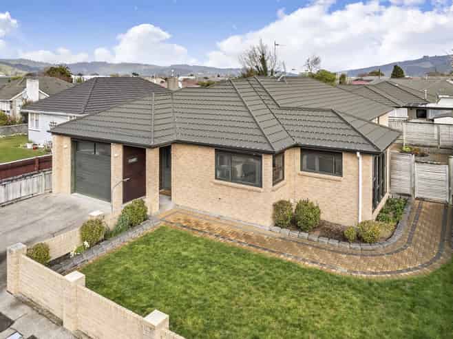 12 Massey Street, Elderslea