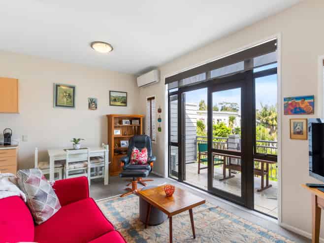 98/92 Bush Road, Albany