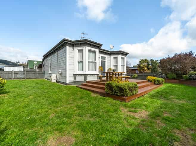 6/579 Fergusson Drive, Trentham
