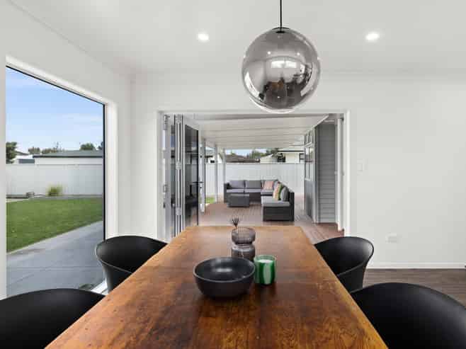 39 Lipscombe Crescent, Havelock North