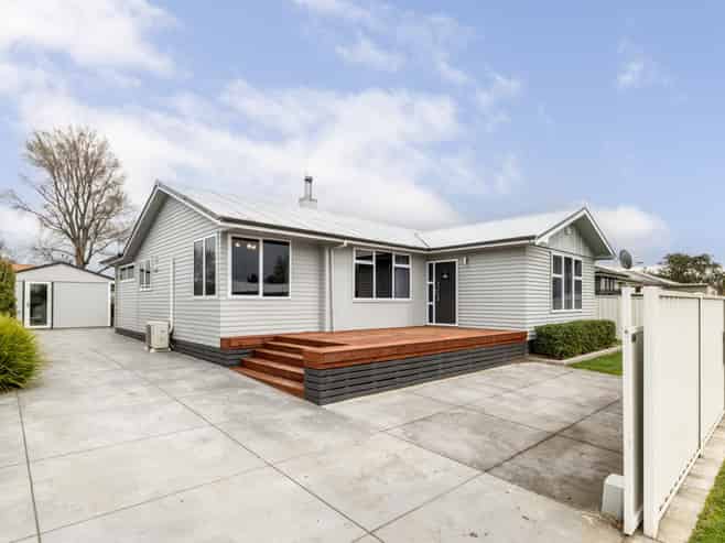 39 Lipscombe Crescent, Havelock North