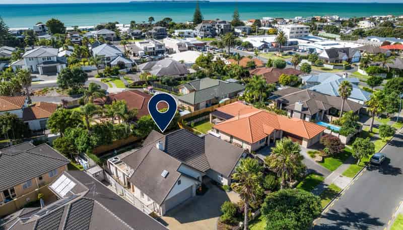 12 Santa Cruz Drive, Papamoa Beach