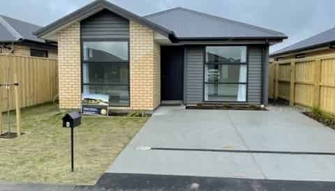 4 Lomu Way, Rolleston