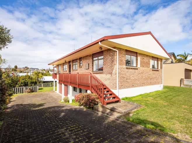 29 Lachlan Drive, Dinsdale