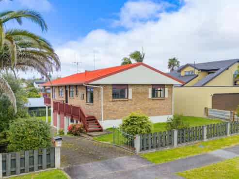 29 Lachlan Drive, Dinsdale