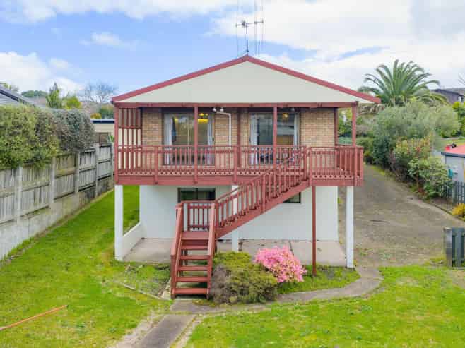 29 Lachlan Drive, Dinsdale