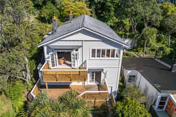 32 Havelock Street, Mornington