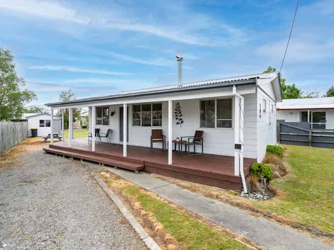 15 Macaulay Place, Twizel