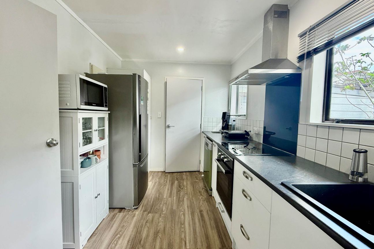 $800k or Near Offer - Widok 2