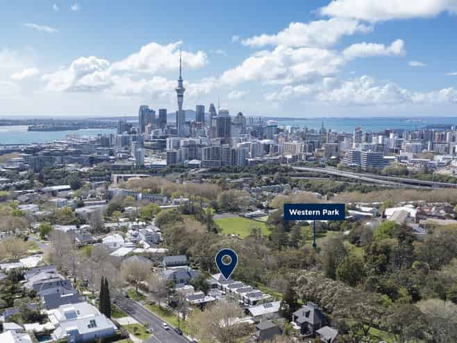 4/13 Hepburn Street, Freemans Bay