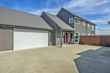 24 Mountain View, Leeston