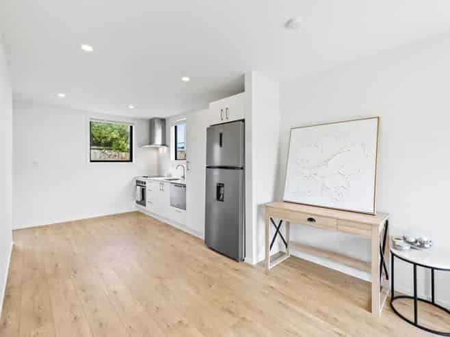 8/8 Brady Road, Otahuhu