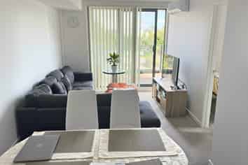 112/8 Gray Ave, Mangere East
