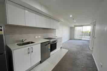 112/8 Gray Ave, Mangere East