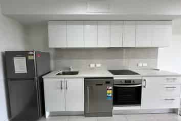 112/8 Gray Ave, Mangere East