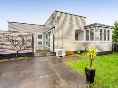 1/6 Cornwall Street, Brooklands