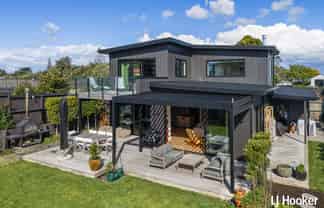 11 Beau Lane, Waihi Beach