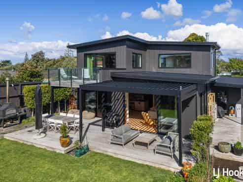 11 Beau Lane, Waihi Beach