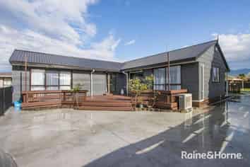 38 Carisbrooke Street, Katikati