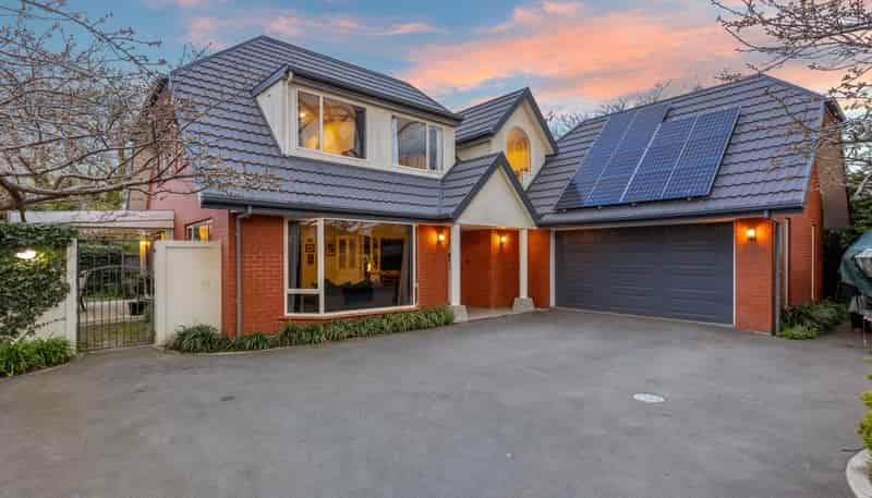 2 Lewisham Park, Saint Albans