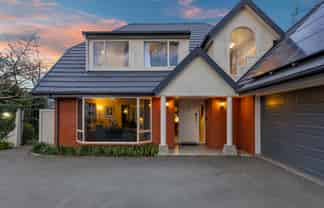 2 Lewisham Park, Saint Albans