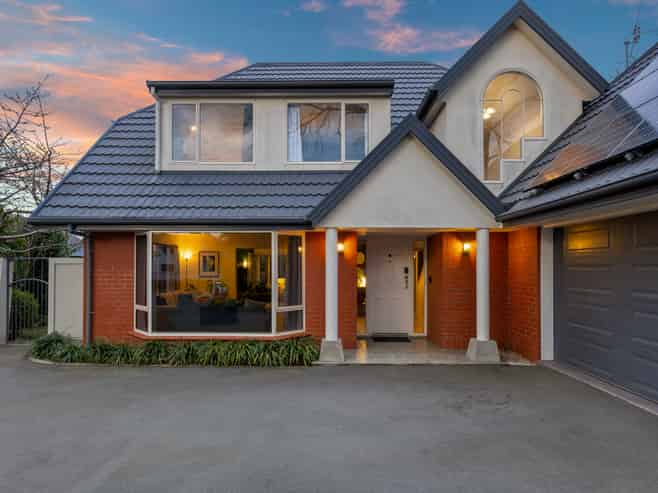 2 Lewisham Park, Saint Albans