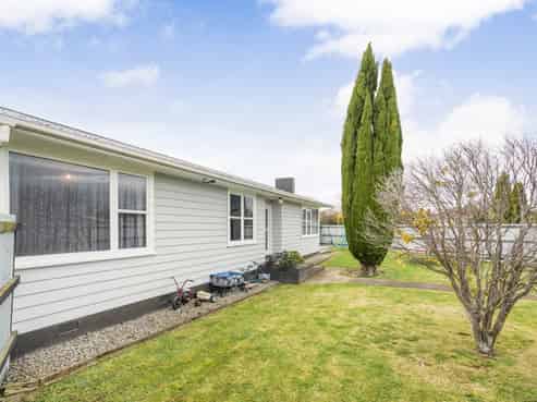 87 Sutherland Crescent, Westbrook