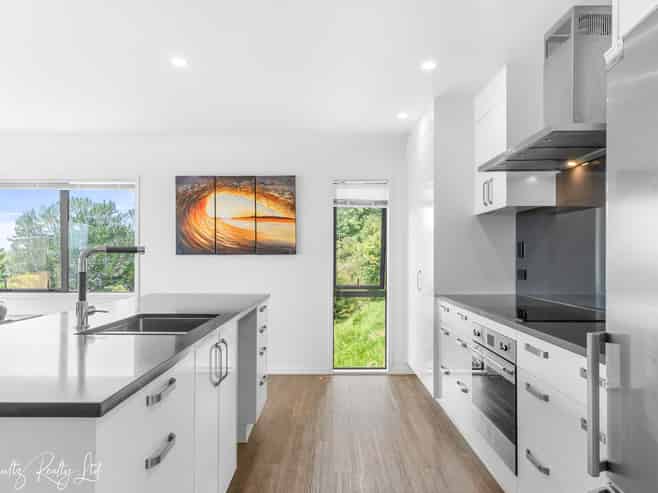 827 Tinopai Road, Tinopai