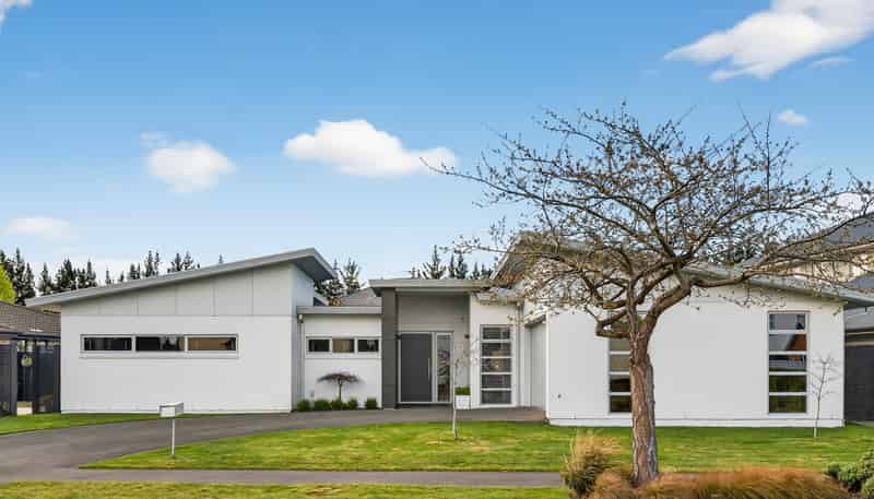 35 Birkdale Drive, Shirley