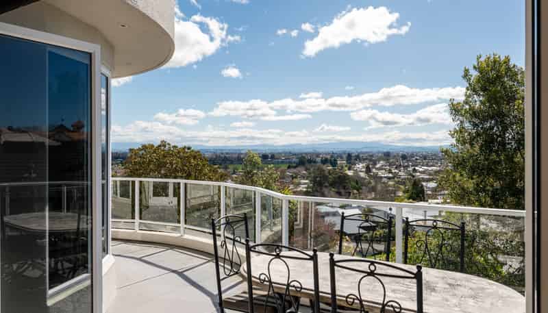 14 Woodford Heights, Havelock North