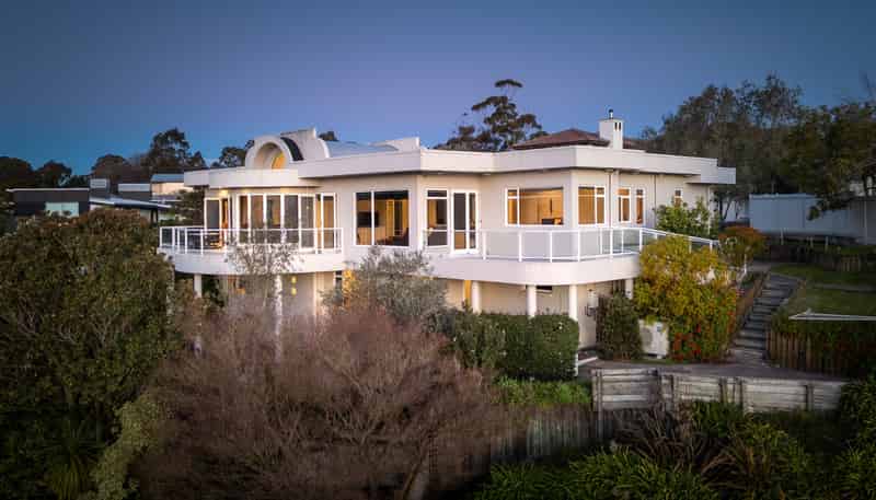 14 Woodford Heights, Havelock North