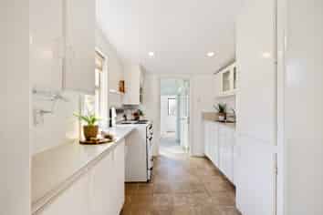 63 Dryden Street, Sumner